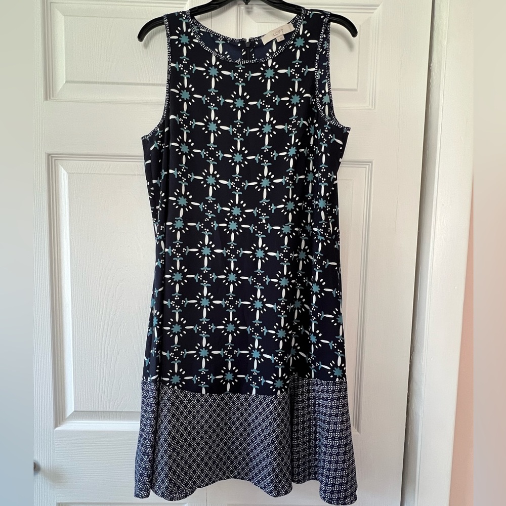 Ann Taylor LOFT New York Navy Blue Geometric Pattern Sleeveless Dress